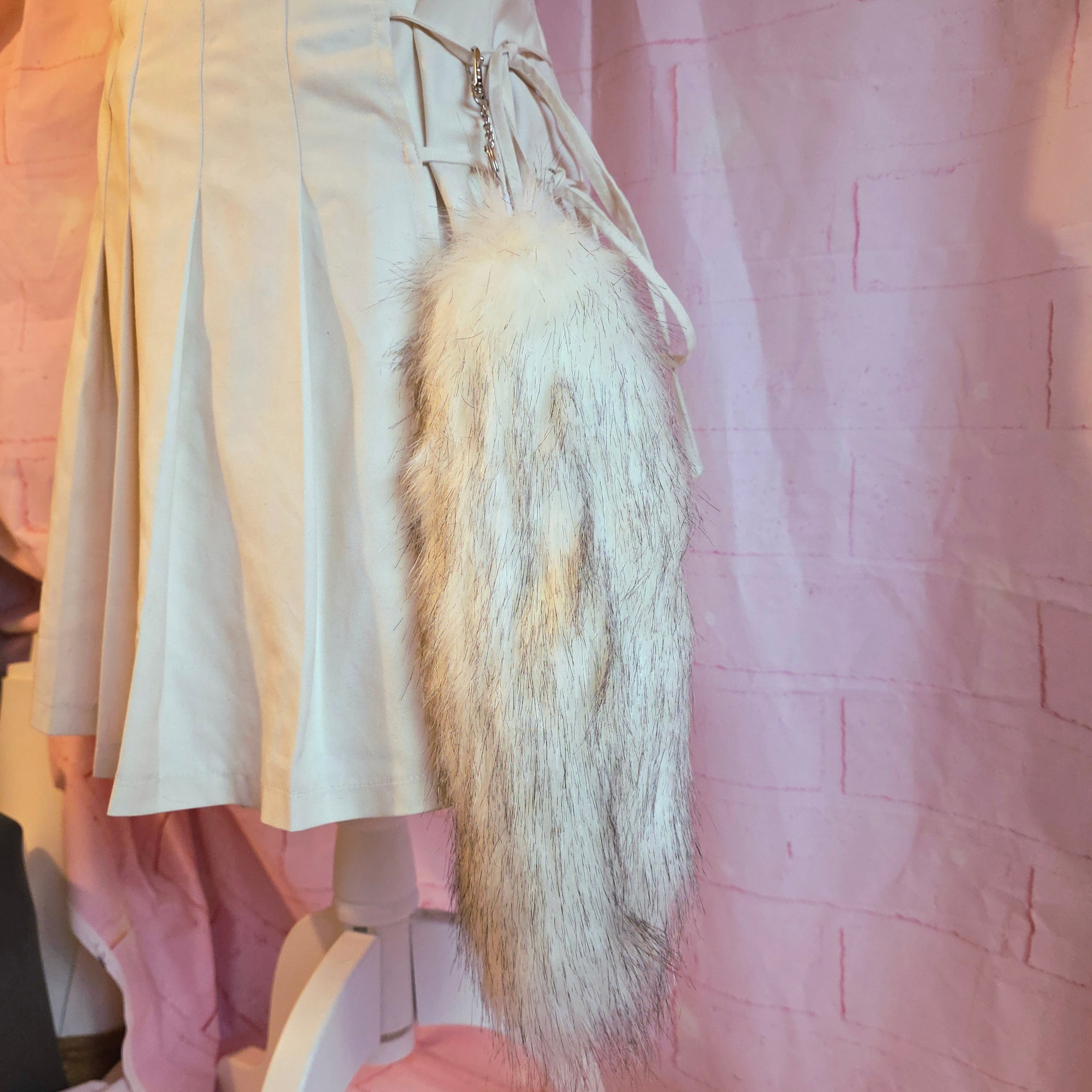 White Tail Keychain, Siberian Husky