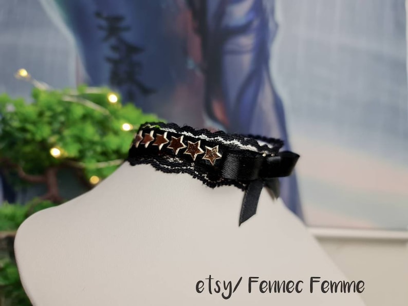 Gothic Lace Choker