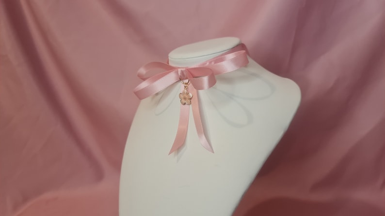 Sakura Pink Choker
