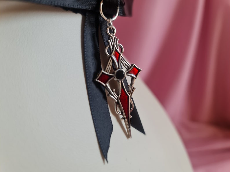 Gothic Lace Choker with Cross