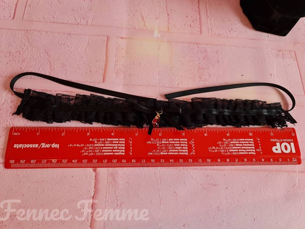 Gothic Lace Choker