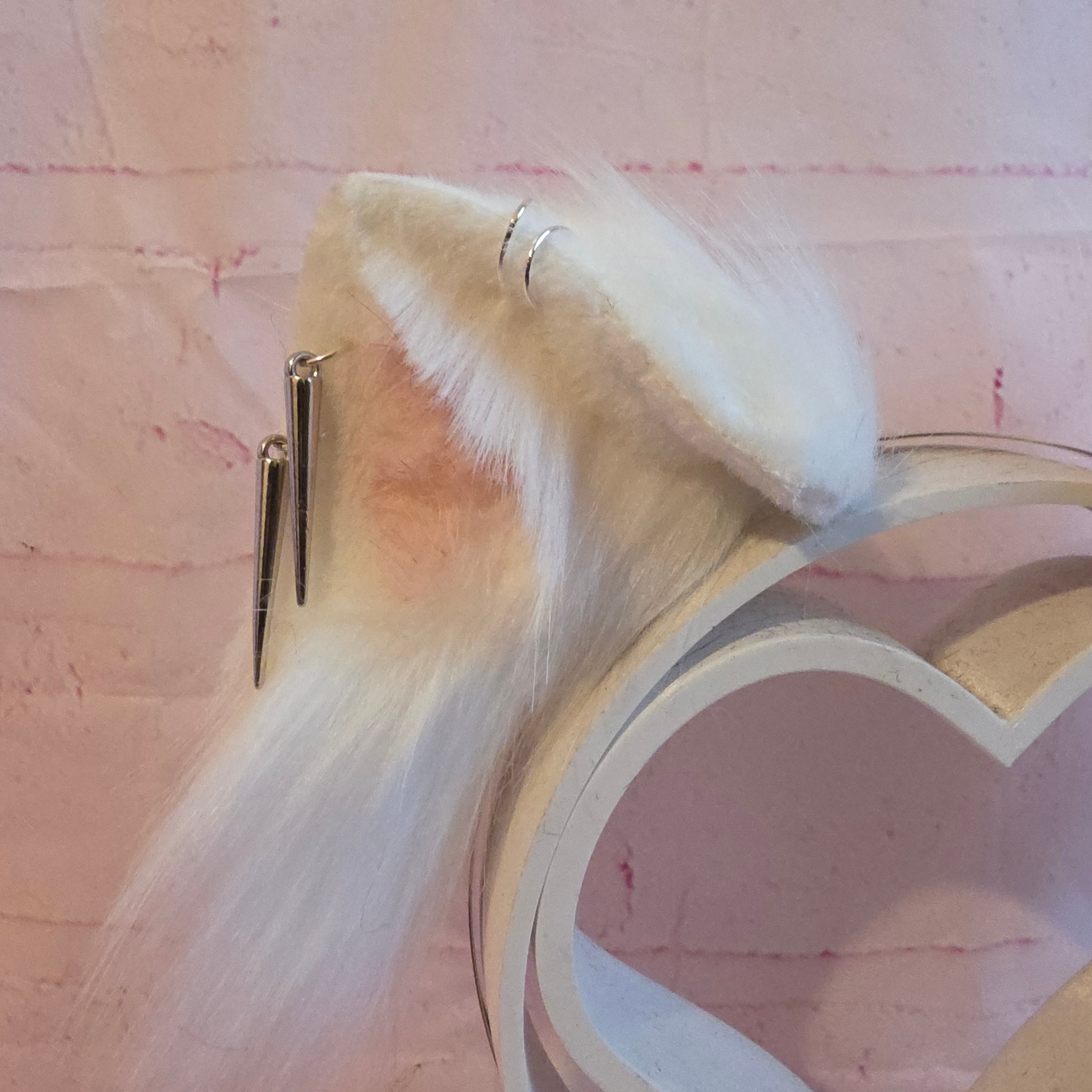 White Cat Ears, Scottish Yett